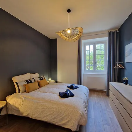 Des Tables - Cathedrale, Coeur Historique, Vue * Le Puy-en-Velay