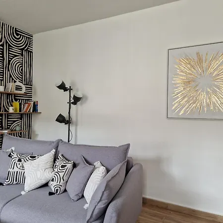 Des Tables - Cathedrale, Coeur Historique, Vue Le Puy-en-Velay